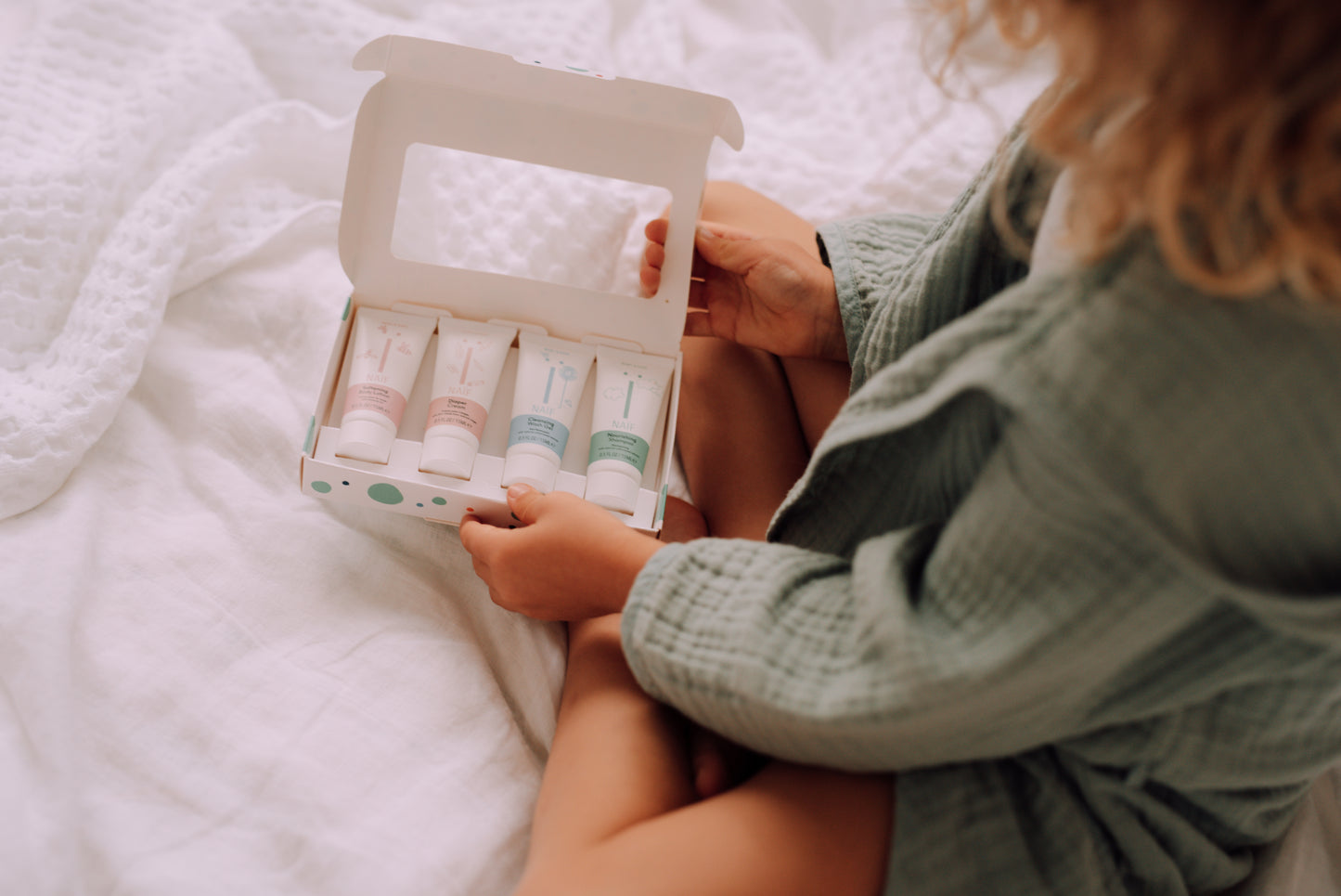Naïf Baby & Kids Mini Kit–4 produktų mini kelioninis rinkinys, 15ml x 4