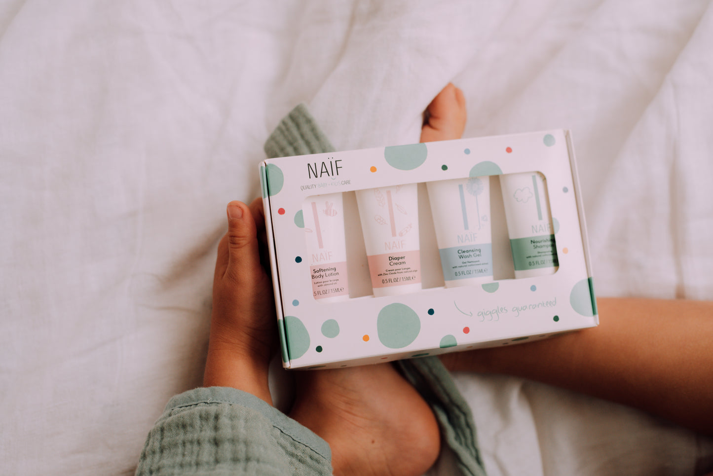 Naïf Baby & Kids Mini Kit–4 produktų mini kelioninis rinkinys, 15ml x 4