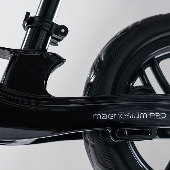 Cariboo Magnesium Pro (juodas/rudas)