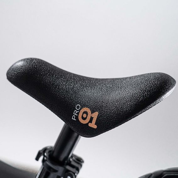 Cariboo Magnesium Pro (juodas/rudas)